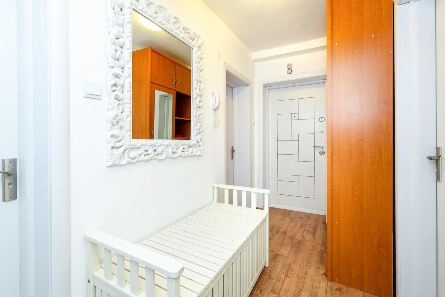 The White Apartment - Free Parking Sofie Exteriér fotografie